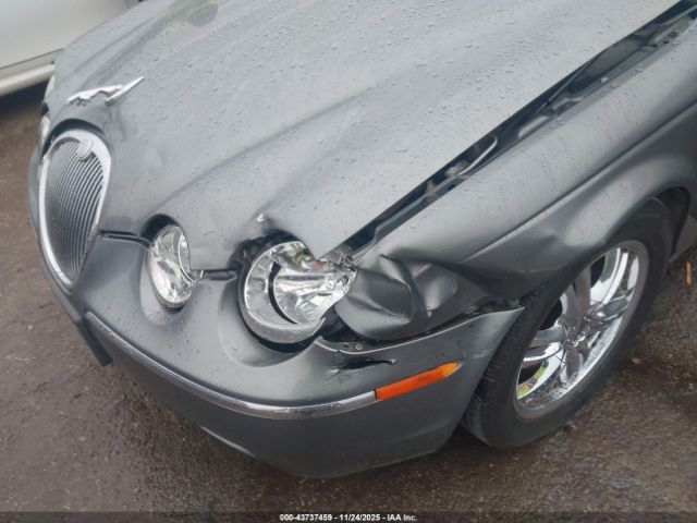 Jaguar S-Type 3.0l V6 Image 7