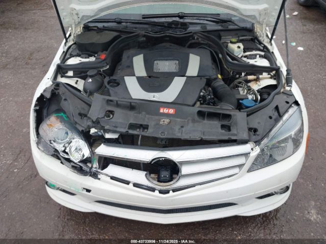 Mercedes-Benz C-Class Image 4