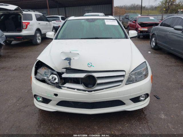 Mercedes-Benz C-Class Image 2