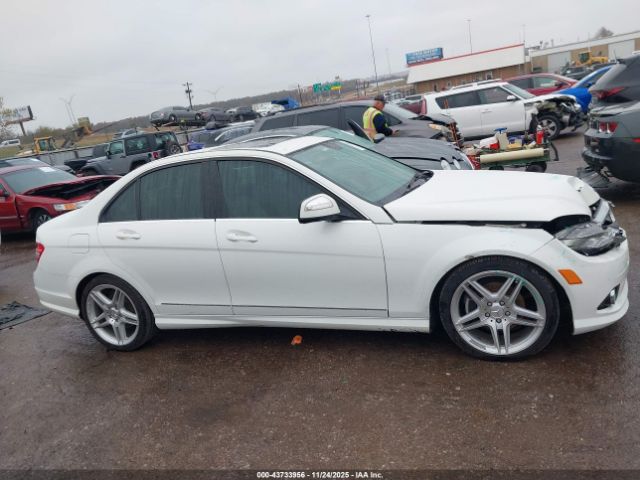 Mercedes-Benz C-Class Image 11