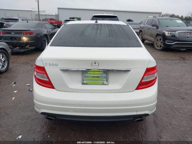 Mercedes-Benz C-Class Image 10