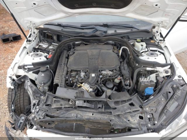 Mercedes-Benz E-Class Image 5