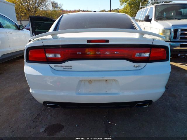 Dodge Charger Image 9