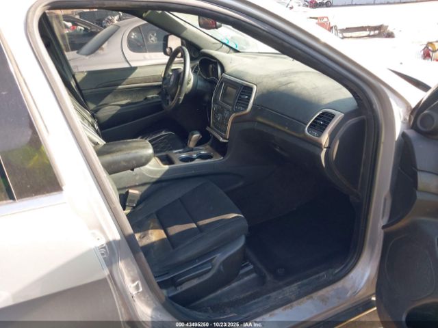 Jeep Grand Cherokee Laredo Image 3