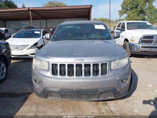 Jeep Grand Cherokee Laredo Image 16