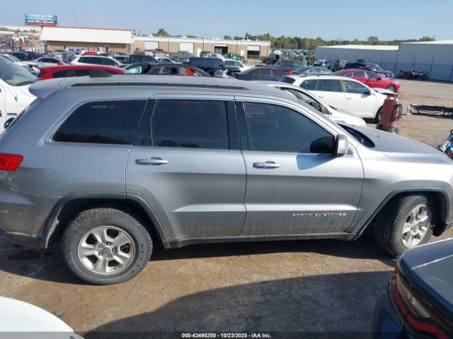 Jeep Grand Cherokee Laredo Image 10