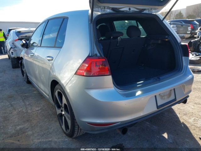 Volkswagen Golf S 4-door Image 16