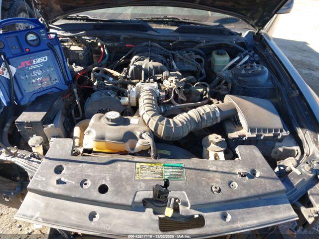 Ford Mustang Image 4