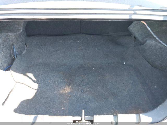 Ford Mustang Image 11