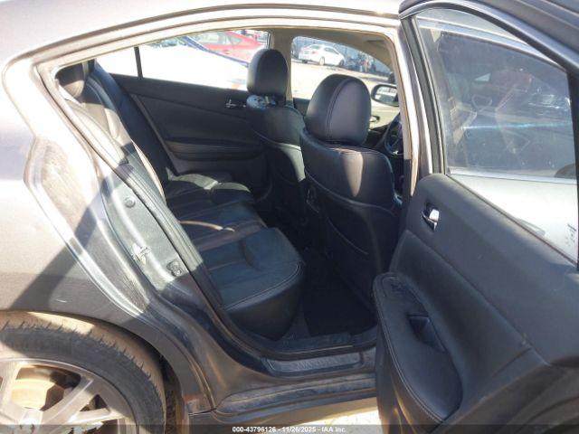 Nissan Maxima 3.5 Sv Image 15