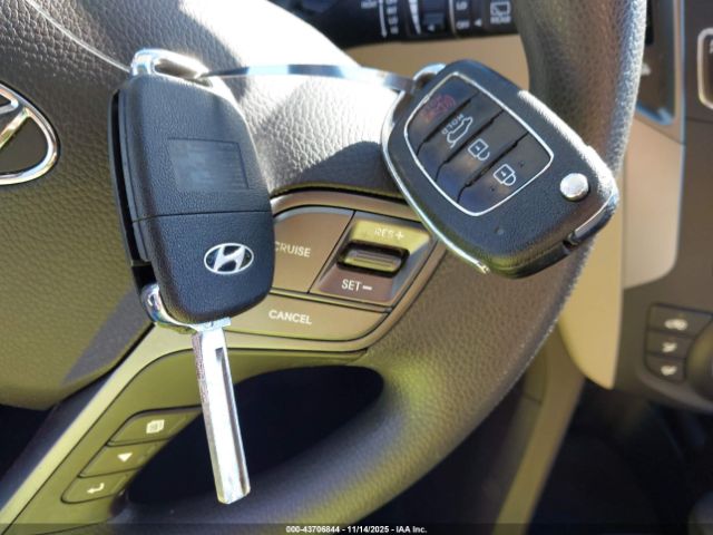 Hyundai SANTA FE 2.4l Image 9