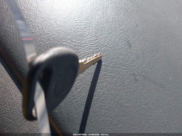 Chevrolet Silverado 1500 Ls Image 12