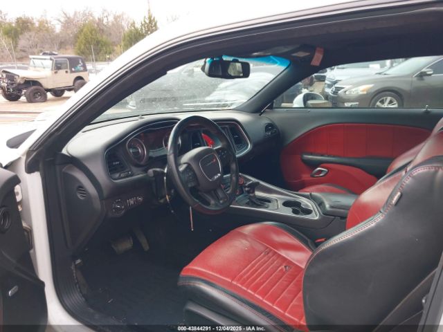 Dodge Challenger Image 7