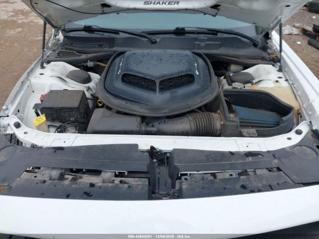 Dodge Challenger Image 14