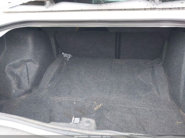 Dodge Challenger Image 16