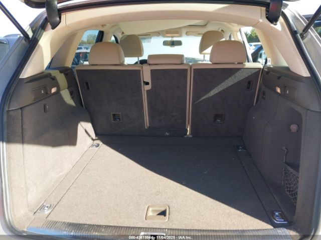 Audi Q5 2.0t Premium Image 14