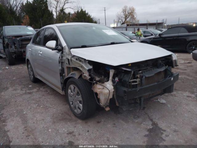  Salvage Kia Rio