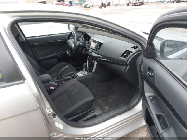 Mitsubishi Lancer Es Image 8