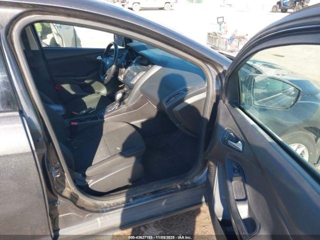 Ford Focus Se Image 13