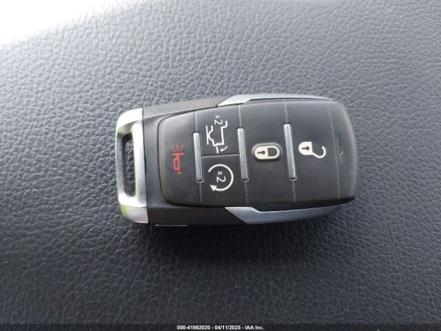 Ram 1500 Laramie  4x4 5'7 Box Image 12