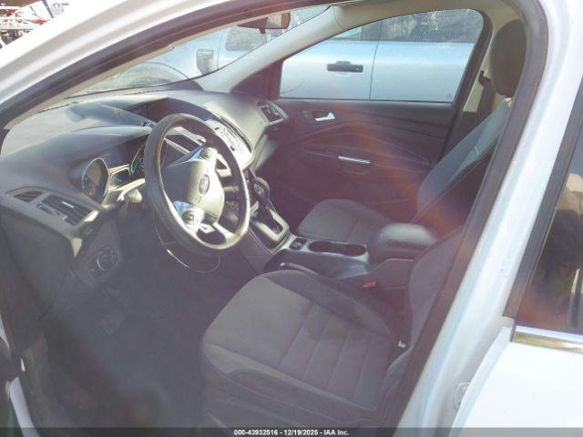 Ford Escape Se Image 15