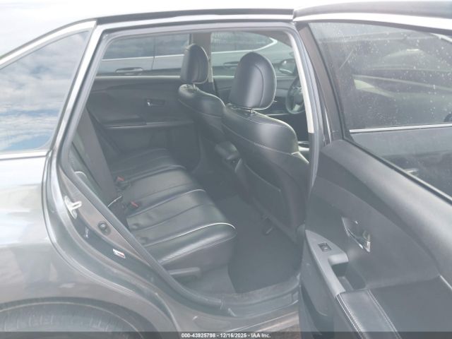 Toyota Venza Xle Image 6