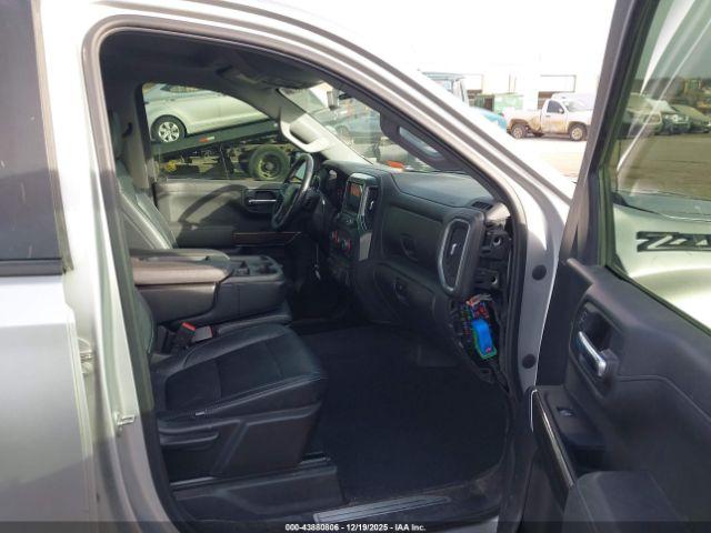 Chevrolet Silverado 1500 4wd  Short Bed Lt Image 5