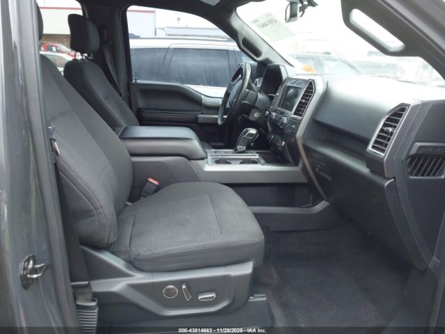 Ford F-150 Xlt Image 15