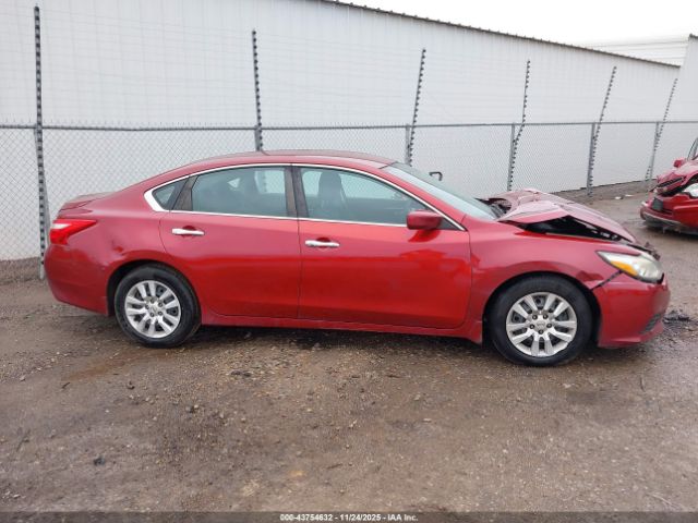 Nissan Altima 2.5 S Image 4