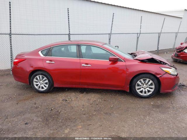 Nissan Altima 2.5 S Image 4