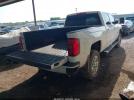Chevrolet Silverado 2500 High Country Image 2