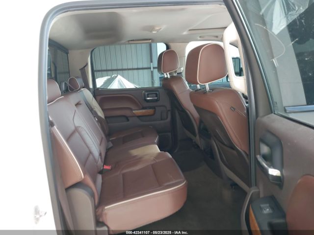 Chevrolet Silverado 2500 High Country Image 12