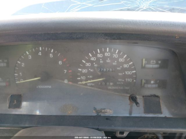 Toyota Pickup Image 6