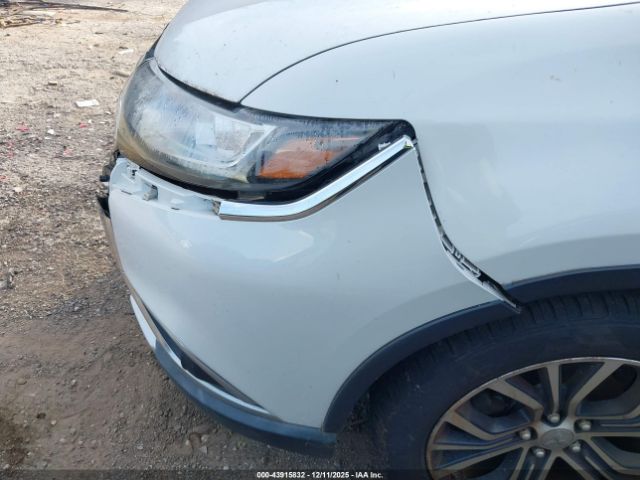 Mitsubishi Outlander Se Image 8