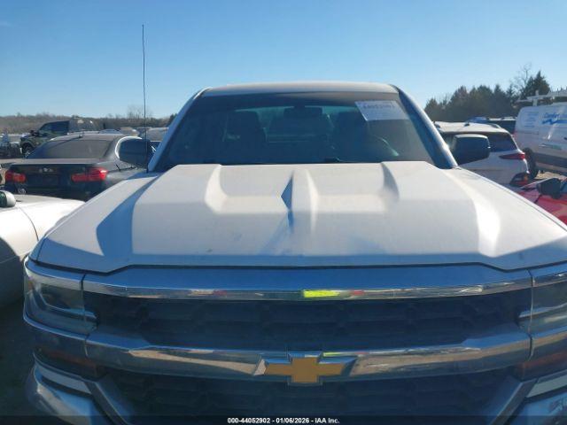 Chevrolet Silverado 1500 Wt Image 3