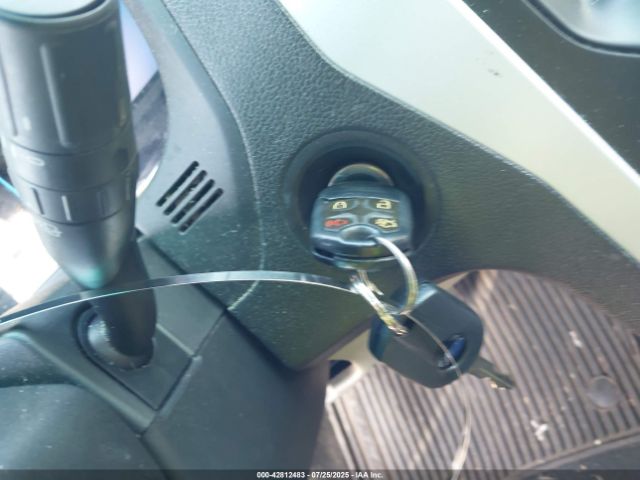 Ford Explorer Xlt Image 13