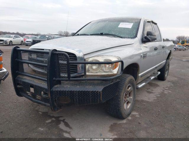 Dodge Ram 2500 Image 3