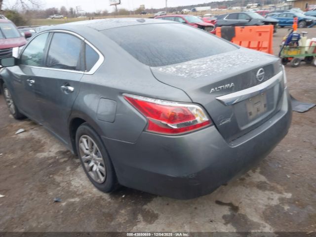 Nissan Altima 2.5 S Image 7