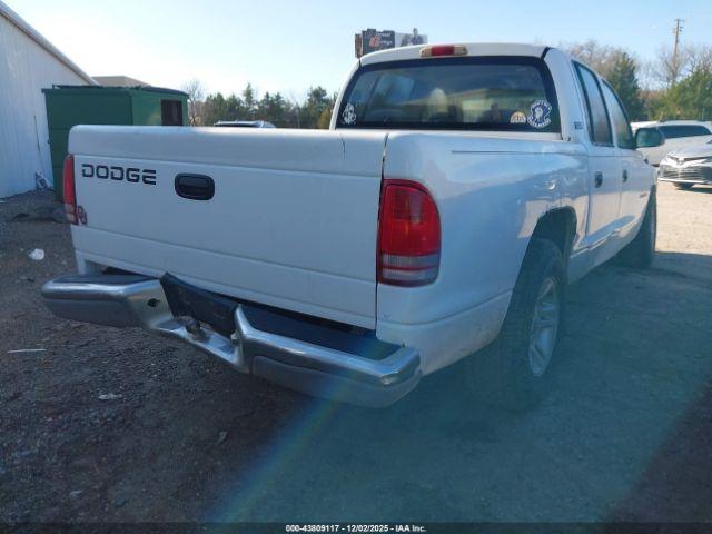 Dodge Dakota Image 8