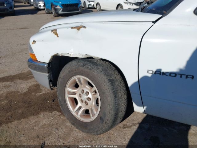 Dodge Dakota Image 10