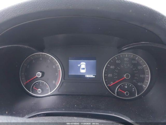 Kia Optima S Image 15