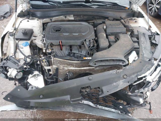 Kia Optima S Image 6