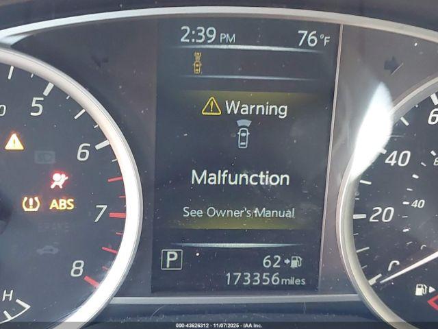 Nissan Sentra S Image 15