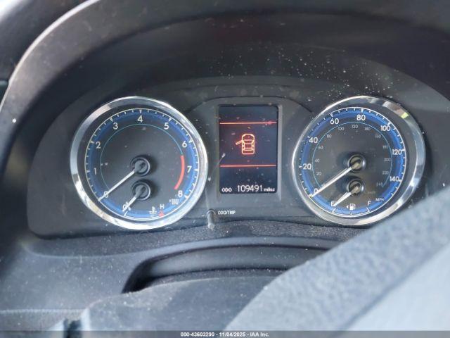 Toyota Corolla Le Image 5