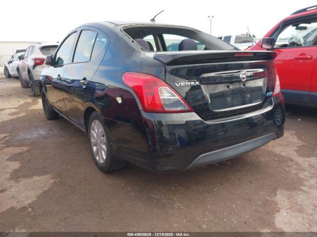 Nissan Versa 1.6 S+ Image 3
