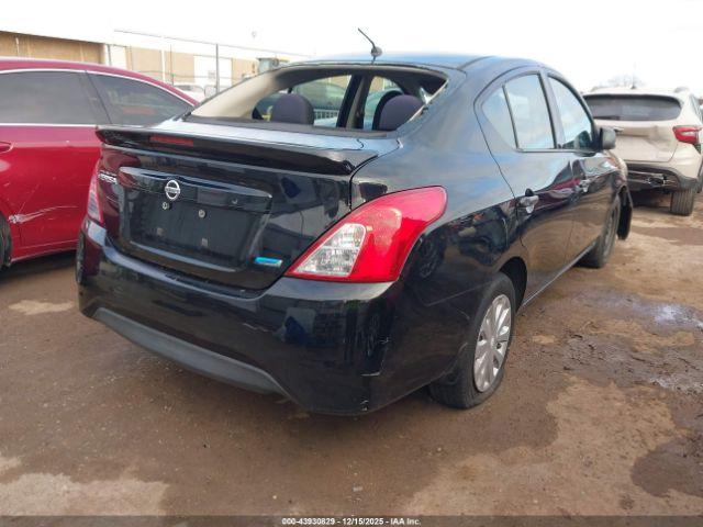Nissan Versa 1.6 S+ Image 2