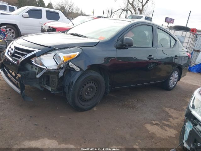 Nissan Versa 1.6 S+ Image 8