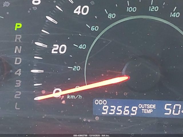 Toyota Camry Le Image 14