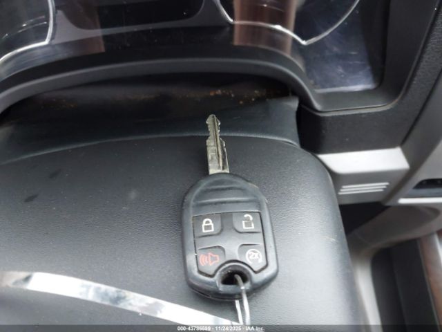 Ford F-150 Lariat Image 9