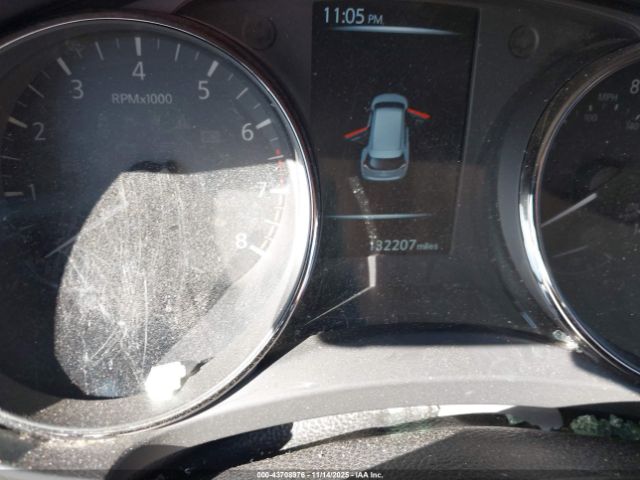 Nissan Rogue S Image 11